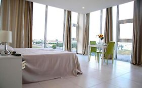 East Design Rooms